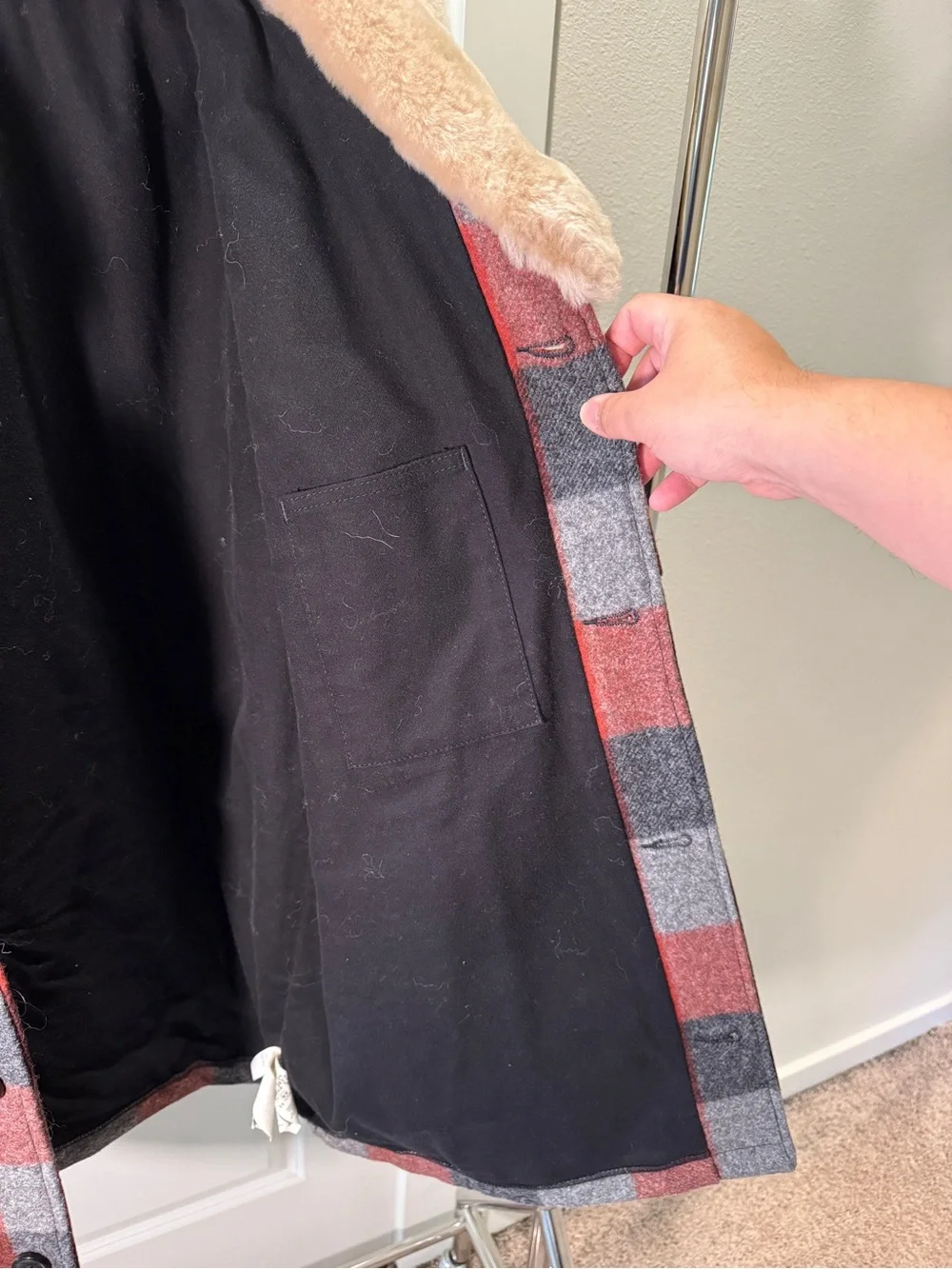 FILSON - Lined Mackinaw Wool Packer Coat in Black / Charcoal / Rust, Men’s 3XL
